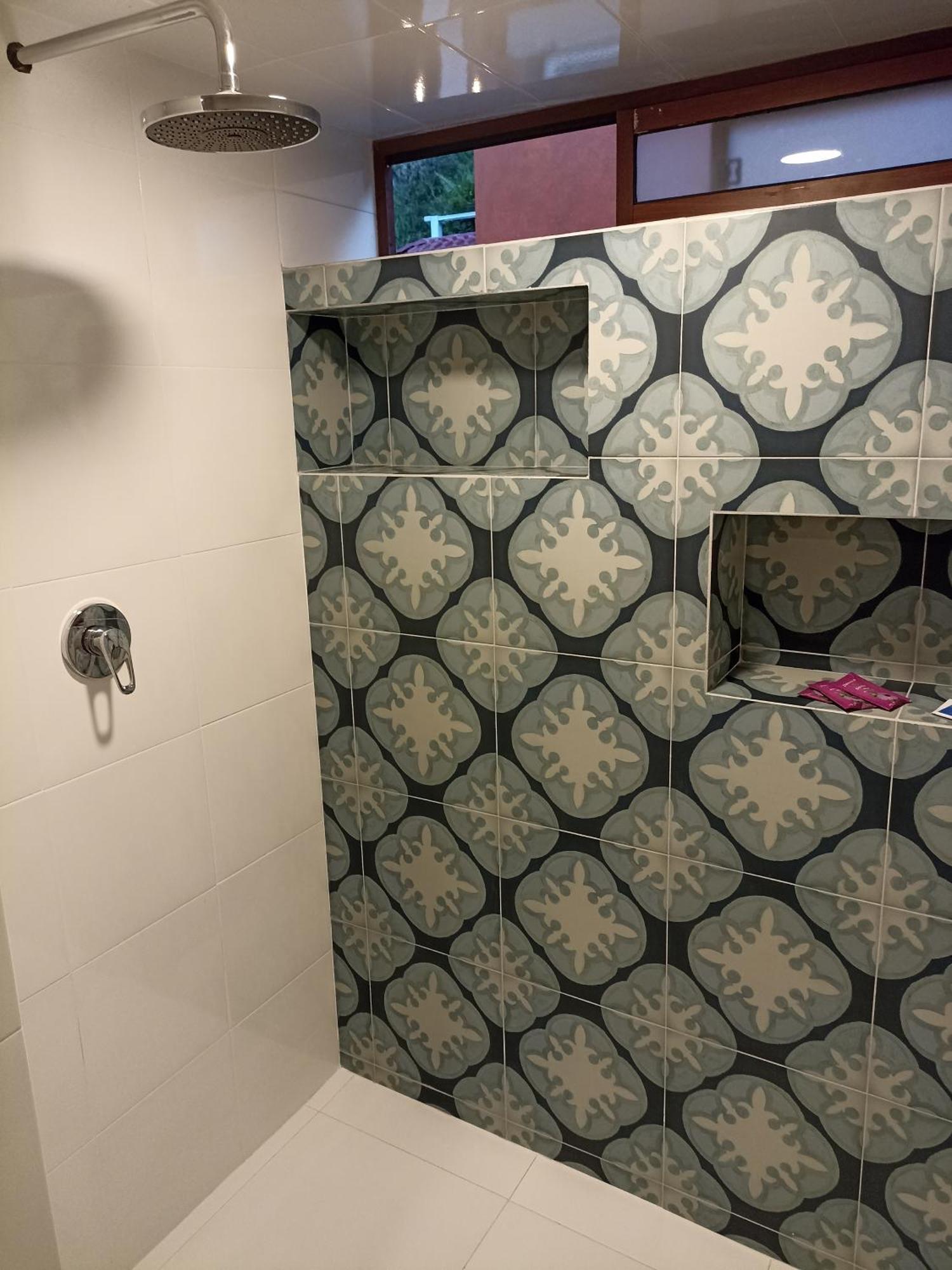 Posada J Баньйос Номер фото
